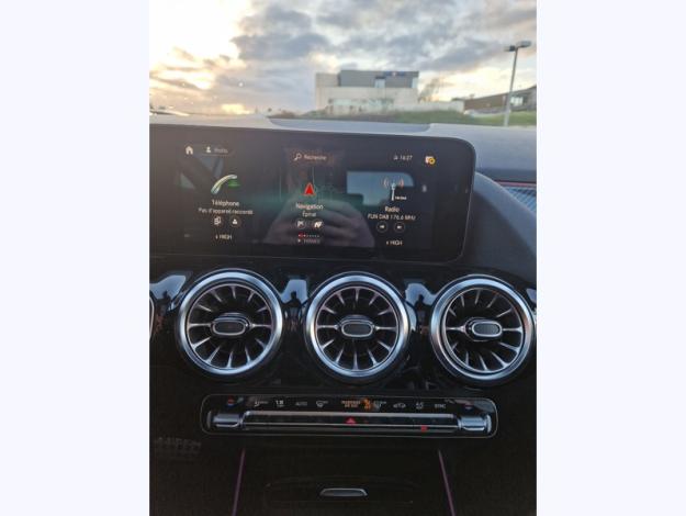 MERCEDES-BENZ GLA 200 d AMG Line AMG Line 