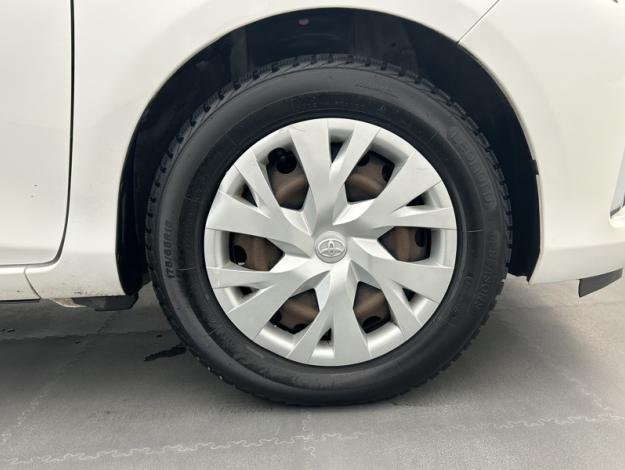 TOYOTA Yaris 1.5 100h France Business  