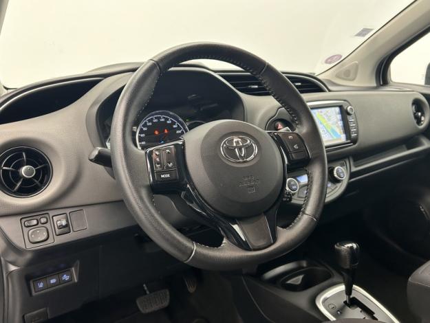 TOYOTA Yaris 1.5 100h France Business  
