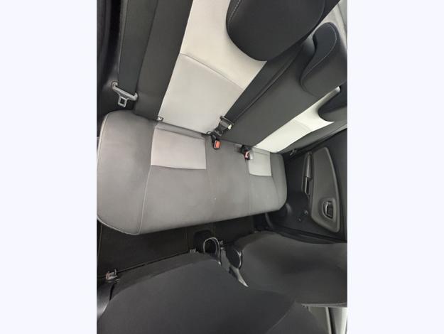 TOYOTA Yaris 1.5 100h France Business  