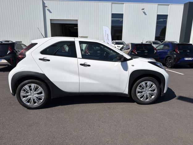 TOYOTA Aygo X 1.0 VVT-i 72 Active   