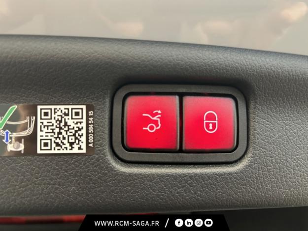 MERCEDES-BENZ Classe C Berline Classe C 220 d Berline AMG Line  Classe C 220 d Berline AMG Line