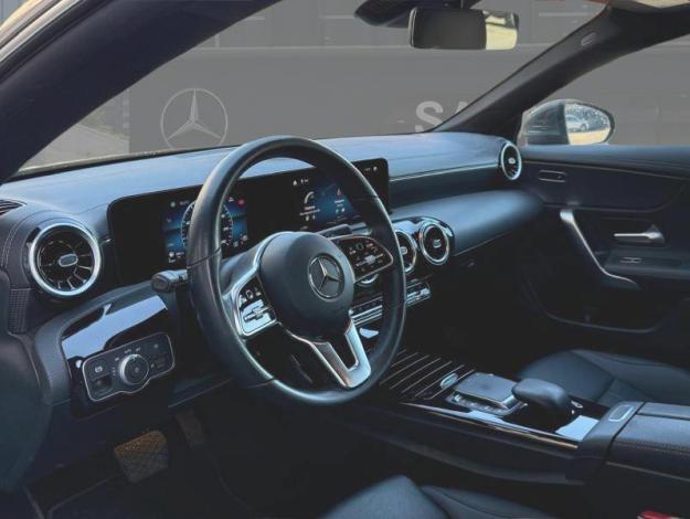 MERCEDES-BENZ CLA 180 d Shooting Brake Luxury Line  