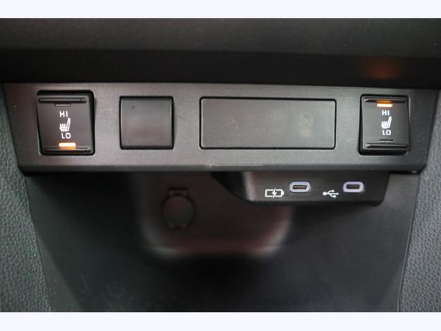 TOYOTA Yaris Cross 1.5 HYBRID 130H DESIGN   CARGO