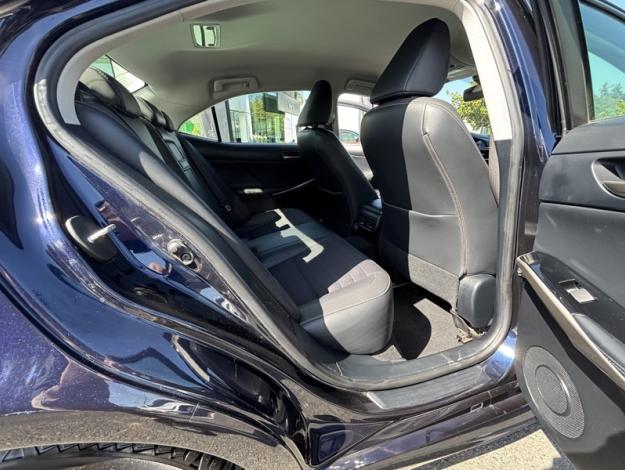 LEXUS IS IS 300h Business  