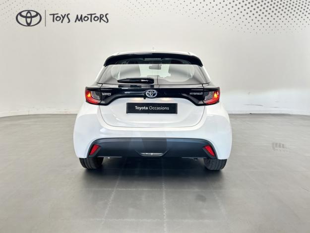 TOYOTA Yaris 116h Dynamic  