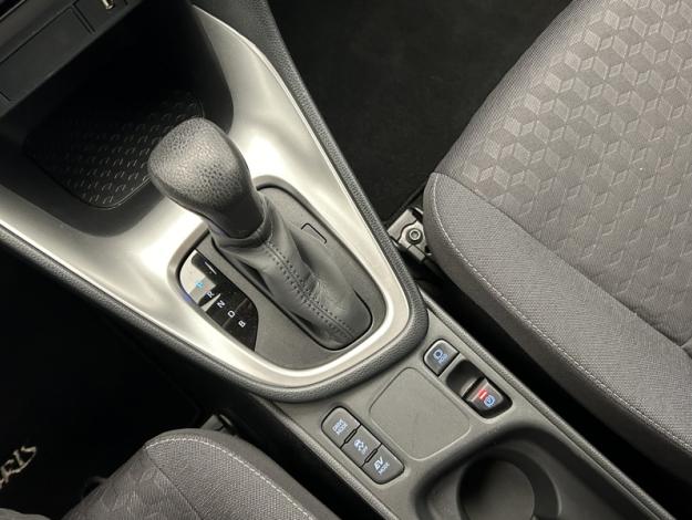 TOYOTA Yaris 116h Dynamic  