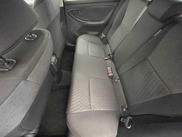 TOYOTA Yaris 116h Dynamic  