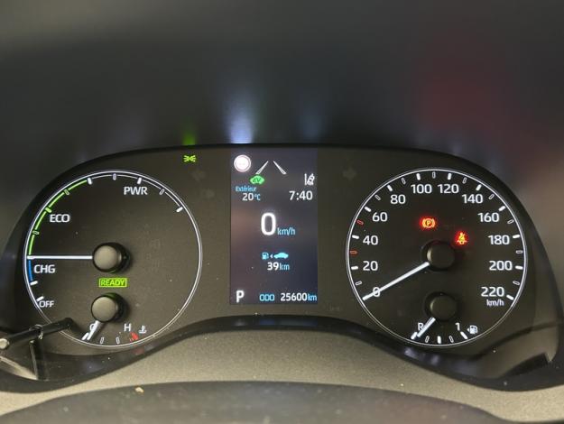 TOYOTA Yaris 116h Dynamic  