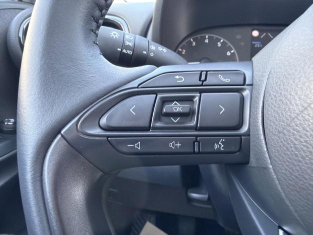 TOYOTA Yaris 70 VVT-i Dynamic  