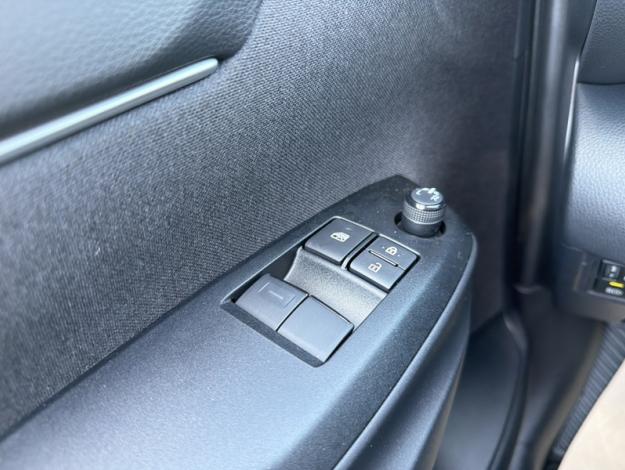 TOYOTA Yaris 70 VVT-i Dynamic  