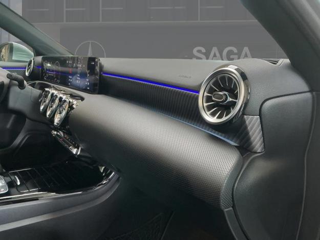 MERCEDES-BENZ A 180 Luxury Line  