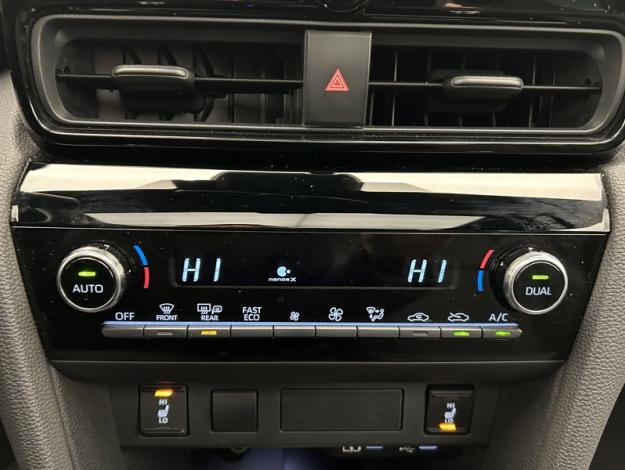 TOYOTA Yaris Cross 1.5 130H PREMIERE   