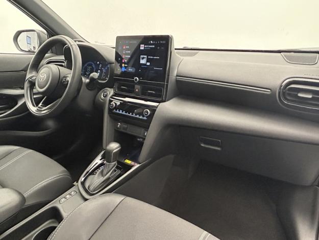 TOYOTA Yaris Cross 1.5 130H PREMIERE   