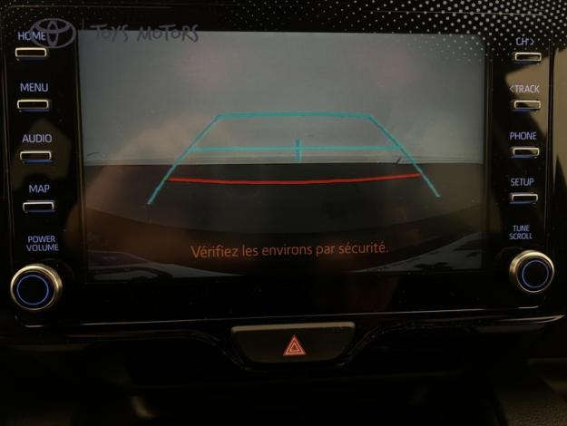 TOYOTA Yaris 70 VVT-i Design  