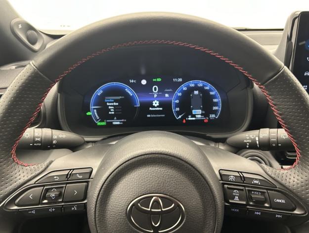 TOYOTA Yaris Cross 1.5 130H GR SPORT   PACK TECHNO 