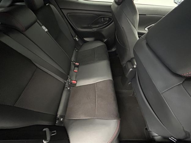 TOYOTA Yaris Cross 1.5 130H GR SPORT   PACK TECHNO 