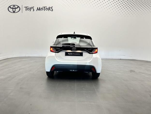 TOYOTA Yaris 116h Dynamic  
