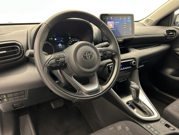 TOYOTA Yaris 116h Dynamic  