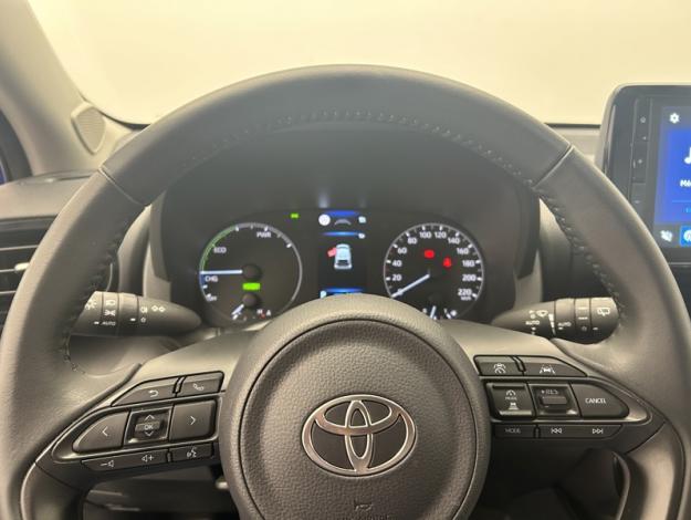 TOYOTA Yaris 116h Dynamic  