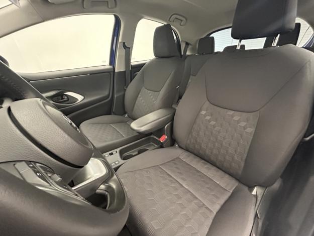 TOYOTA Yaris 116h Dynamic  
