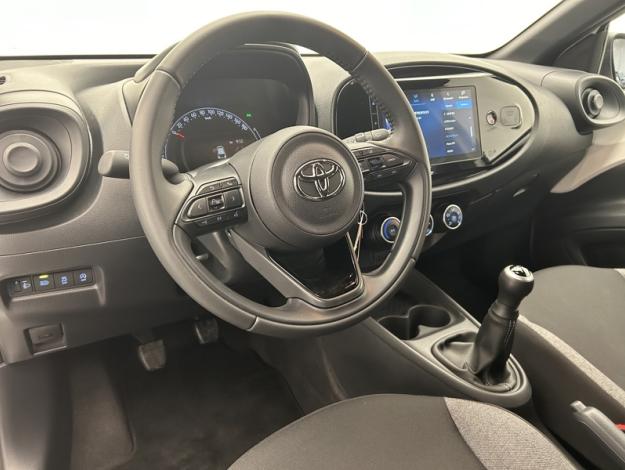 TOYOTA Aygo X 1.0 VVT-i 72 Dynamic  
