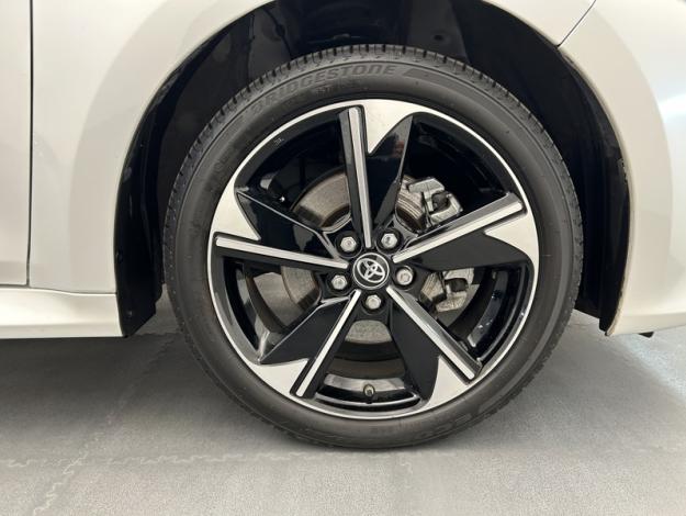 TOYOTA Yaris 130h Collection  