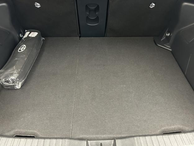 TOYOTA Yaris Cross 1.5 130H DESIGN   PACK CARGO 