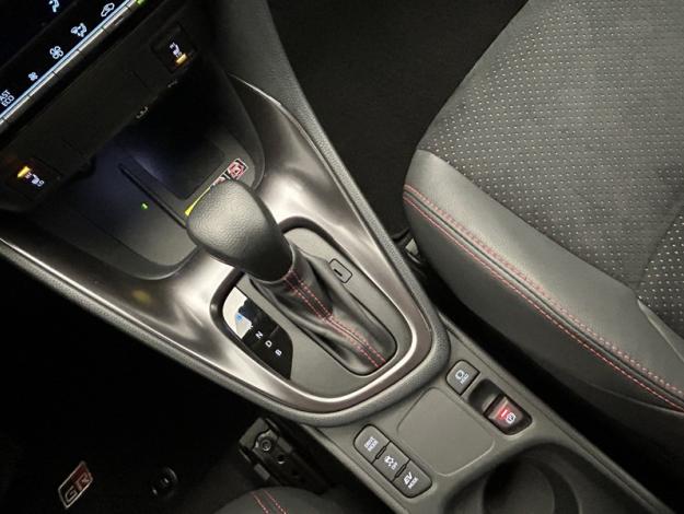 TOYOTA Yaris 130h GR SPORT  PACK TECHNO 