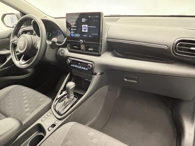 TOYOTA Yaris 116h Design  PACK CONFORT