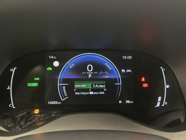 TOYOTA Yaris 116h Design  PACK CONFORT