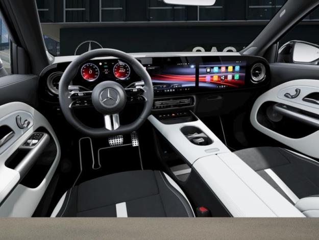 MERCEDES-BENZ GLB 250+ avec technologie EQ  