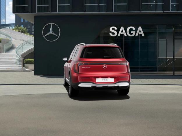 MERCEDES-BENZ GLB 250+ avec technologie EQ  