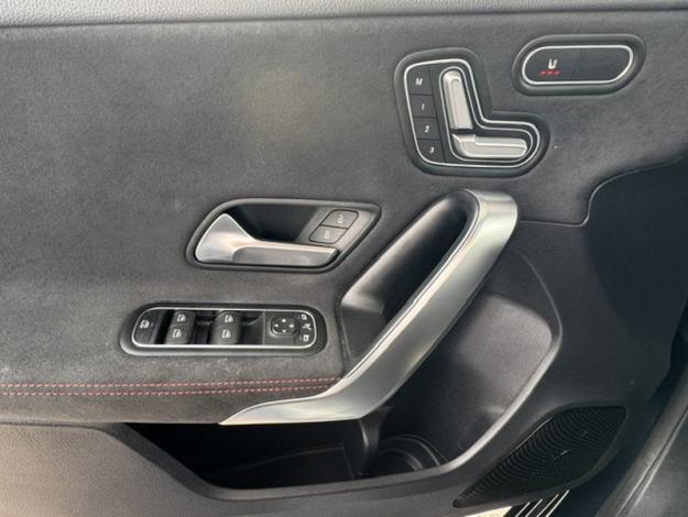 MERCEDES-BENZ Classe A 200 d AMG Line  