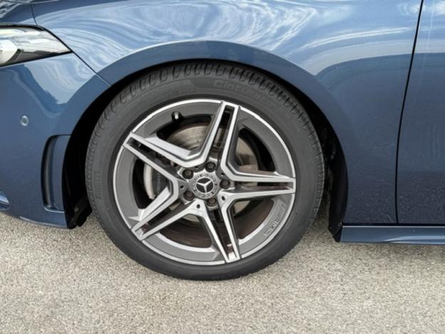 MERCEDES-BENZ Classe A 200 d AMG Line  