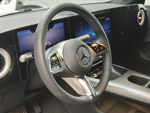 MERCEDES-BENZ CLA-Klasse CLA 250+ Shooting Brake EQ
