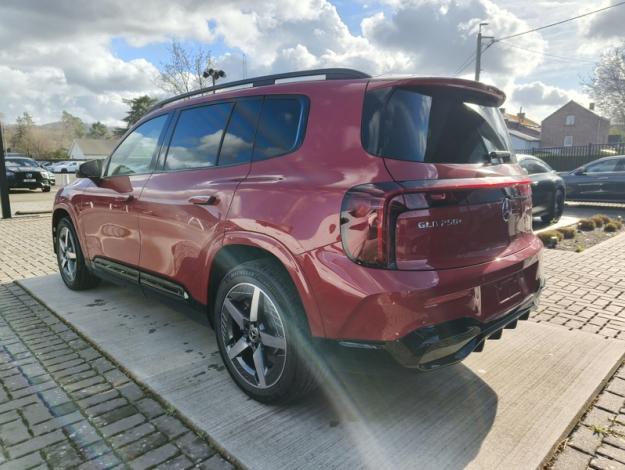MERCEDES-BENZ GLB 250+ avec technologie EQ  