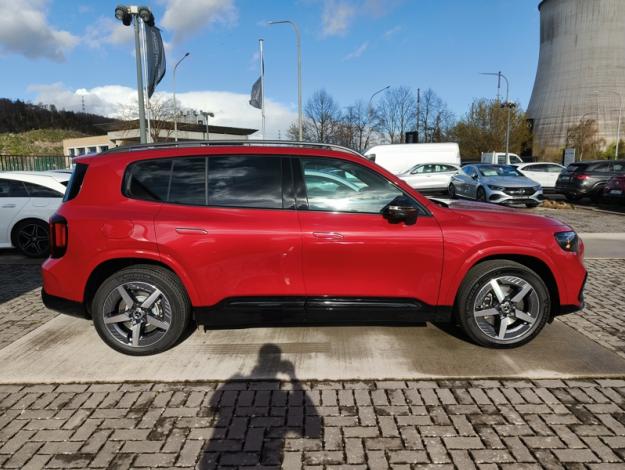 MERCEDES-BENZ GLB 250+ avec technologie EQ  