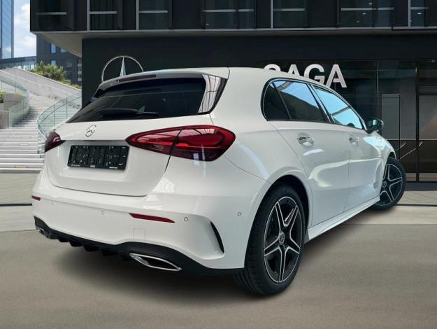 MERCEDES-BENZ A 180 AMG Pack Night Pano Facelift  