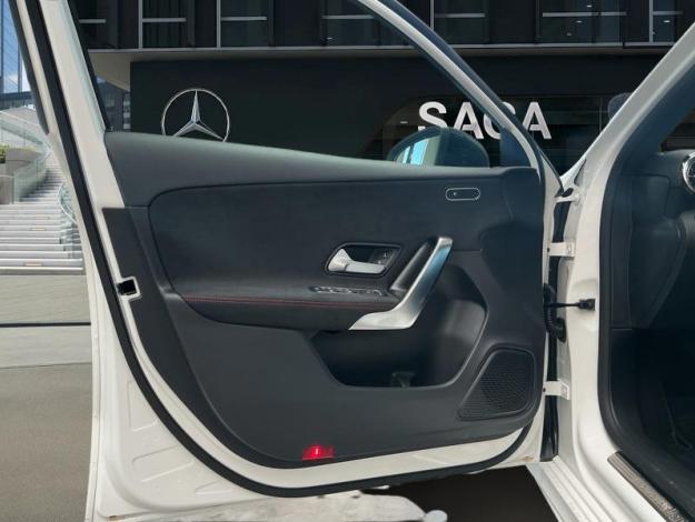MERCEDES-BENZ A 180 AMG Pack Night Pano Facelift  