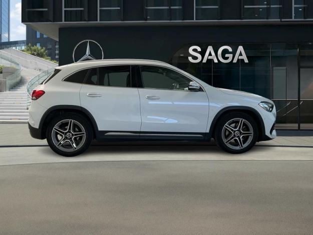 MERCEDES-BENZ GLA 180 AMG Line  