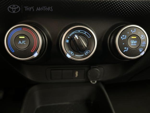 TOYOTA Aygo X 1.0 VVT-i 72 Dynamic   