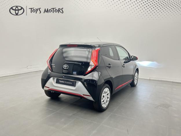 TOYOTA Aygo 1.0 VVT-i x-look   