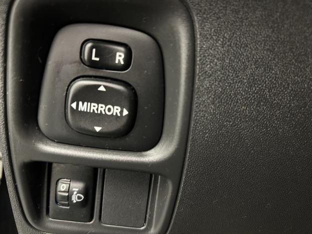TOYOTA Aygo 1.0 VVT-i x-look   