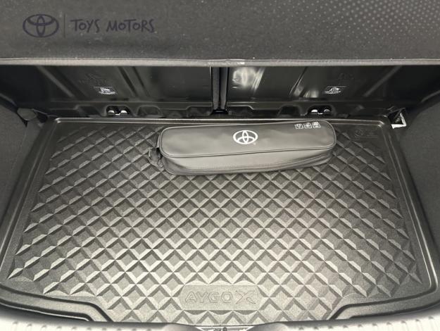 TOYOTA Aygo X 1.0 VVT-i 72 Dynamic   