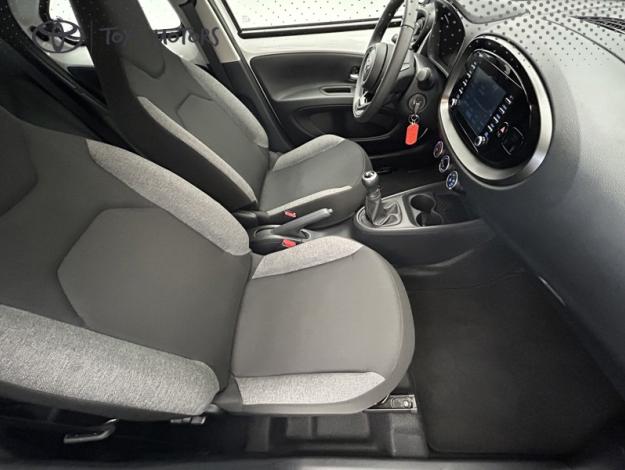 TOYOTA Aygo X 1.0 VVT-i 72 Dynamic   