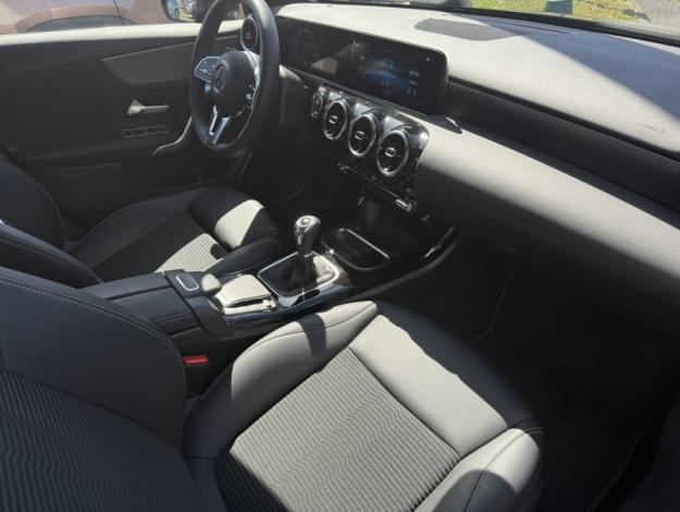 MERCEDES-BENZ Classe A 180 Progressive Line  