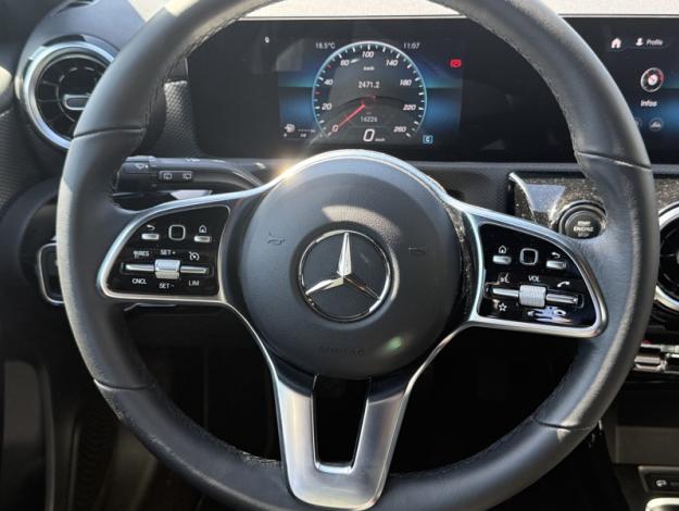 MERCEDES-BENZ Classe A 180 Progressive Line  