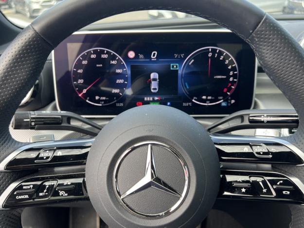 MERCEDES-BENZ Classe C Berline Classe C 300 e Hybrid EQ Berline AMG Line  