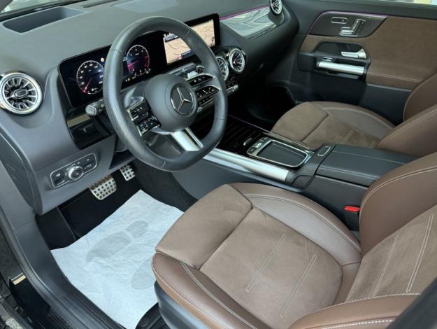 MERCEDES-BENZ GLA 200 d AMG Line  